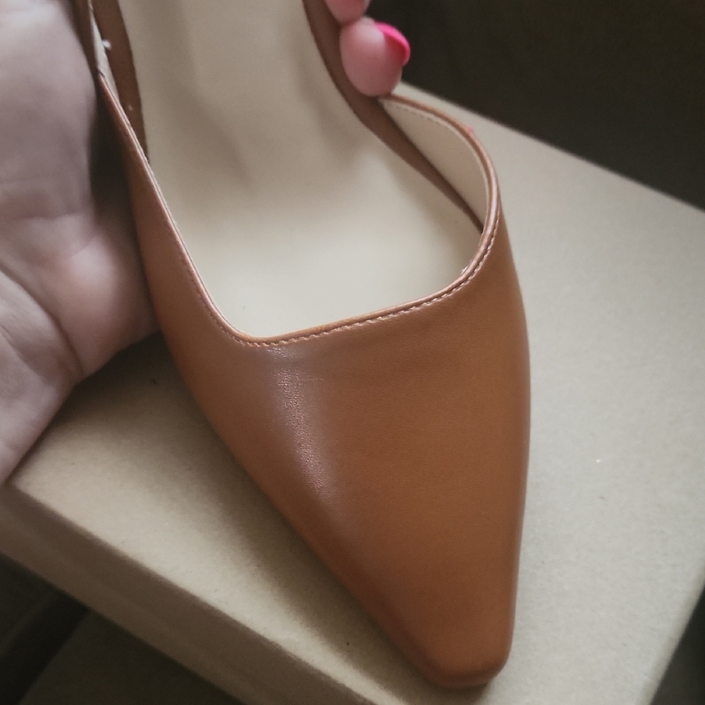 Chic Tan Slingback Heels - Picture 3 of 7